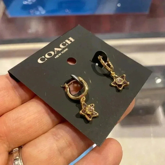 Five-pointed star Earrings - Picture 3 of 4